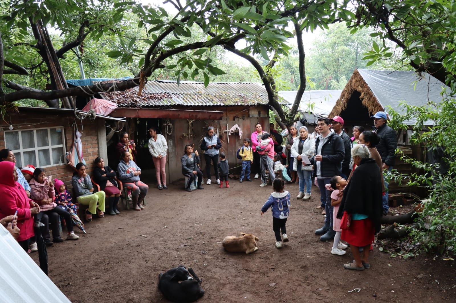 Mejoramiento de Vivienda llega al Aguacate y a Nicolás Romero