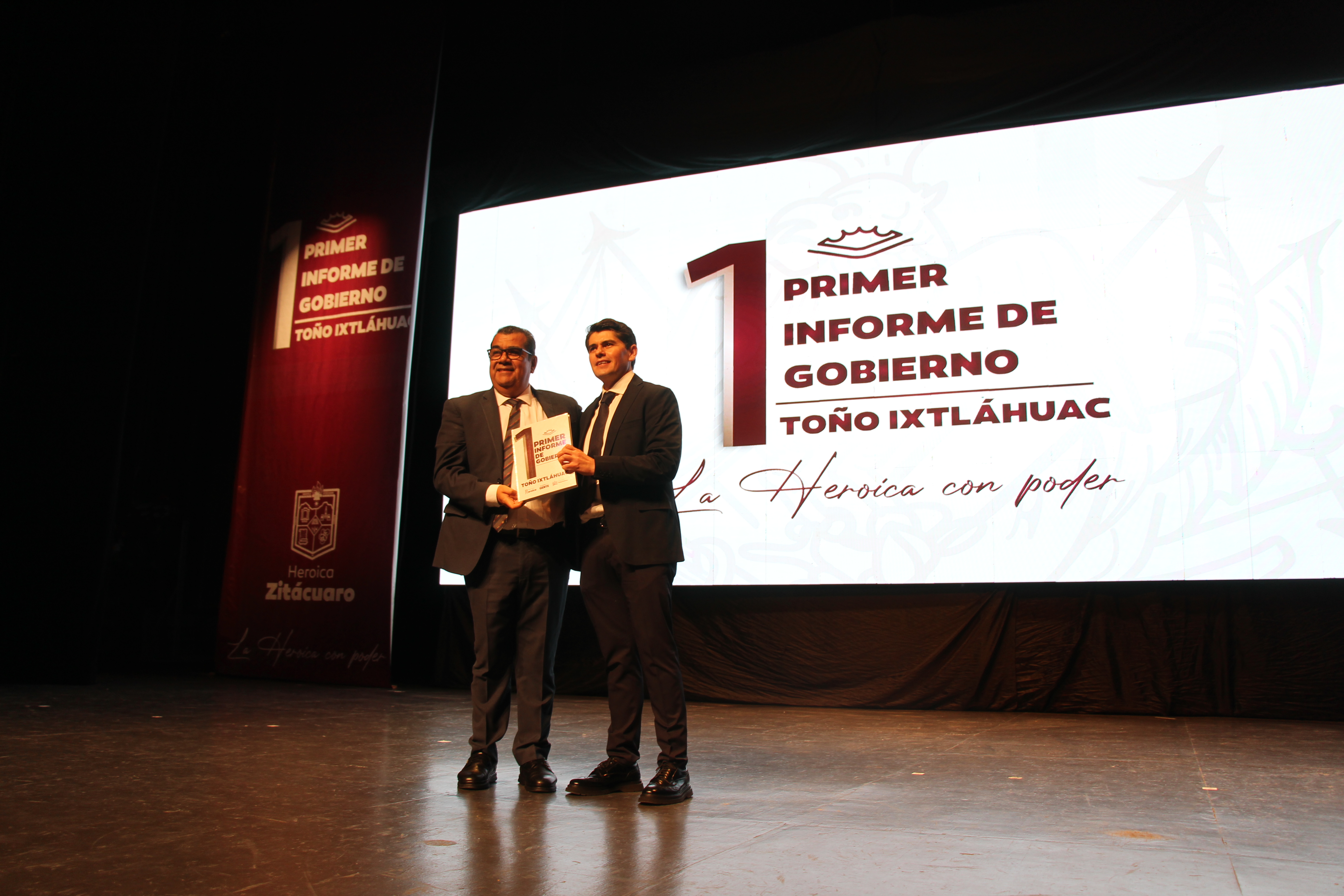 Presenta Toño Ixtláhuac, Primer Informe de Gobierno